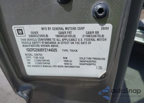 2000 Chevrolet Silverado 2500 Ls z USA, uszkodzony, nr VIN 1GCFC29U8YZ144325